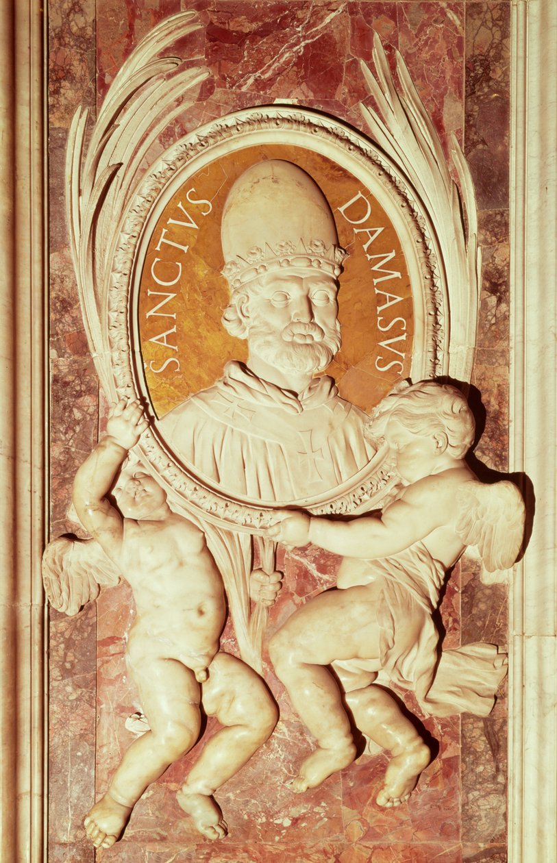 Relief av Damasus I (ca 304-84) på en långhuspilaster (marmor) av Italian School