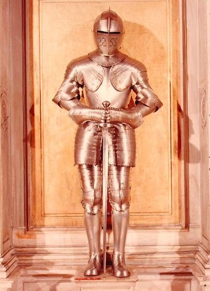 Rustning tillhörande Henri IV (1553-1610) ca 1600 (järn) av Italian School