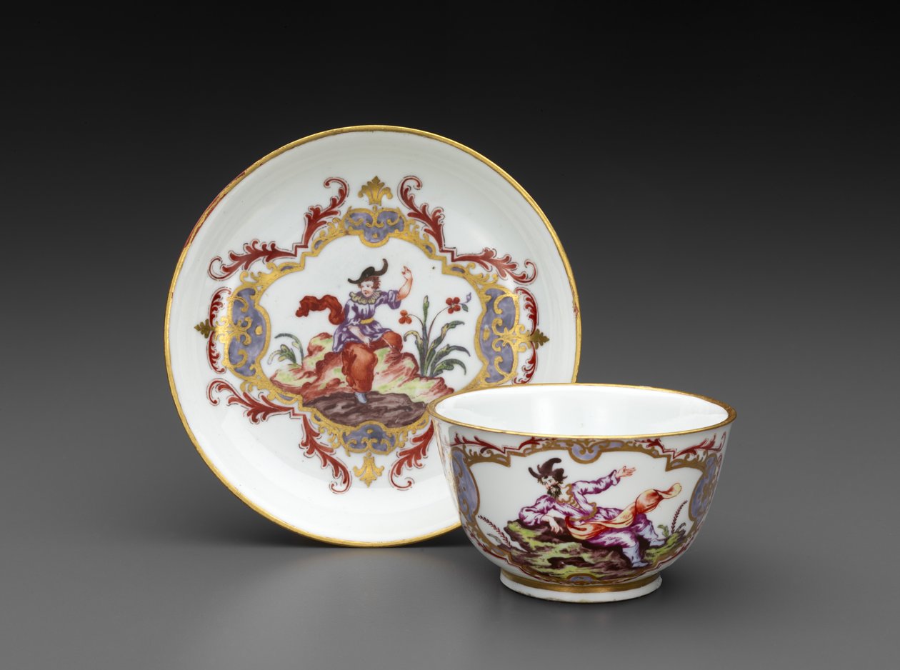 Teskål och fat, ca 1755 (mjukt klistrat porslin) av Italian School