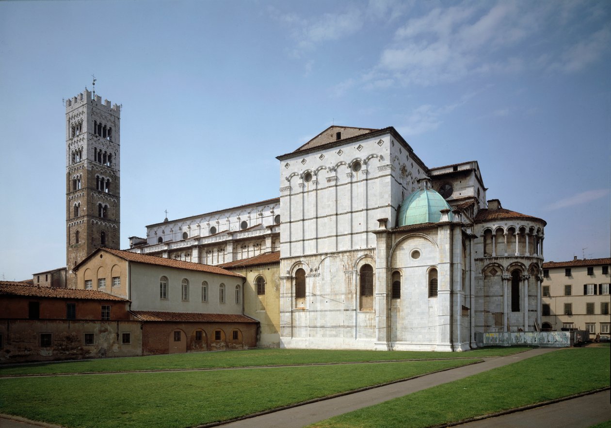 Utsikt över Lucca katedral av Italian School