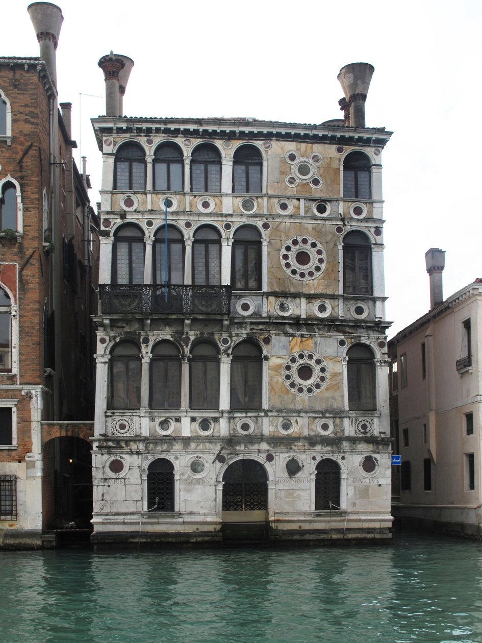Utsikt över Palazzo (palats) Dario (ca Dario) i Venedig på Canal Grande. 1400-talets palats (foto) av Italian School