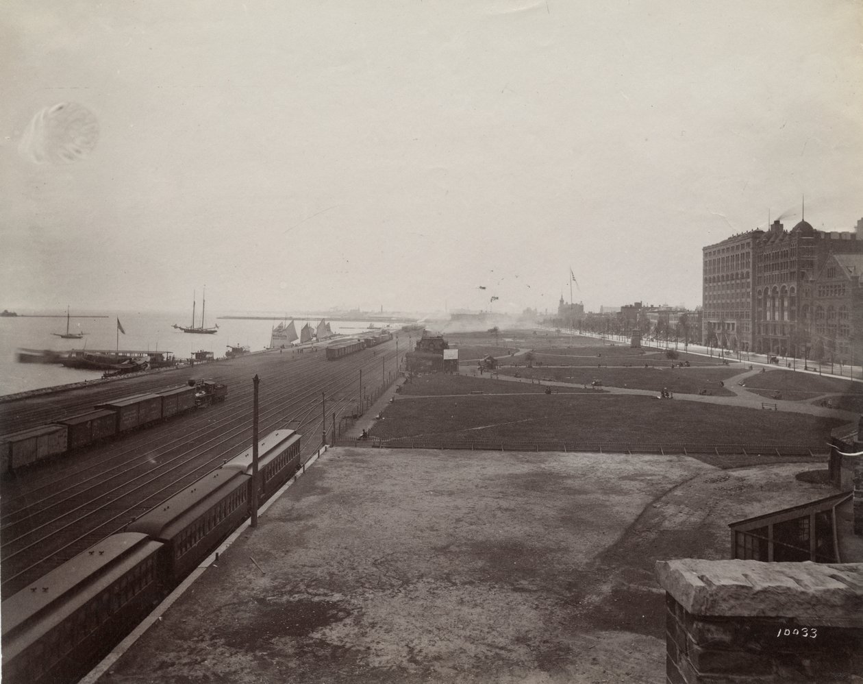 Utsikt söder om Michigan Avenue från västra sidan av Illinois Central Railroad spår, Chicago, ca 1890 av J. W. Taylor
