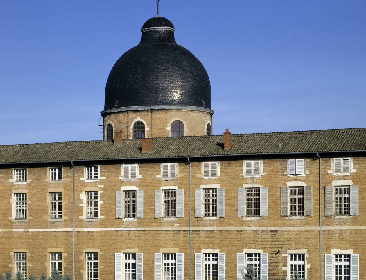 Barockarkitektur: kupolen på Hotel Dieu (1700-talet) av arkitekten Jacques Germain (Jacques-Germain) Soufflot (1713-1780). Macon, Saone och Loire (Saone-et-Loire) (71). av Jacques Germain Soufflot