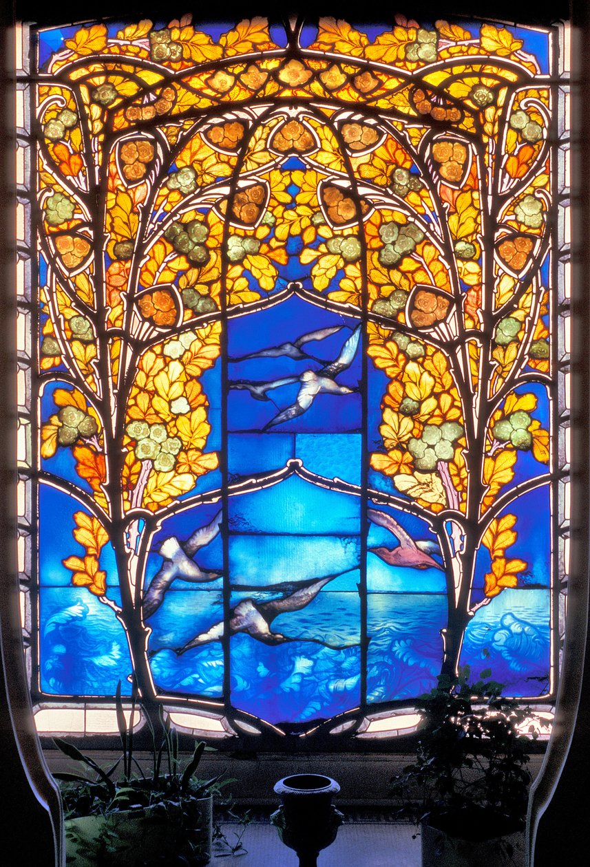 Nancy (avdelning 54), Art Nouveau, Hotel Bergeret, Målat glasfönster "rosor & måsar" (foto) av Jacques Gruber