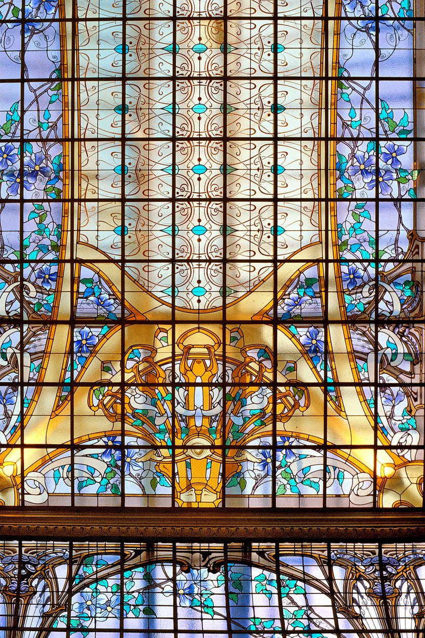 Nancy (avdelning 54), Art Nouveau, "" La verriere aux Clematites "" (1901), Målat glas av Jacques Grube (1870-1936), på Credit Lyonnais, rue St Georges av Jacques Gruber