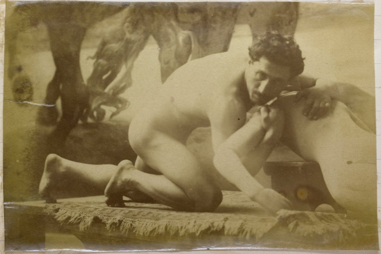 Studie av en manlig nakenmodell, liggande på golvet och brottas med en skyltdocka, i Jacques de Lalaings ateljé, möjlig förstudie för målningen Brottarna av Jacques Lalaing (attributed to)