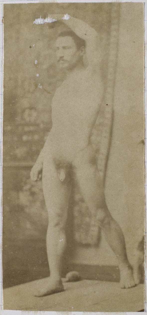 Studie av en manlig nakenmodell, stående upprätt och sedd snett framifrån, i Jacques de Lalaings studio av Jacques Lalaing (attributed to)