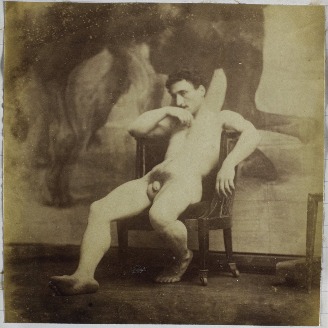 Studie av en manlig nakenmodell, sittande i en stol, i Jacques de Lalaings studio av Jacques Lalaing (attributed to)