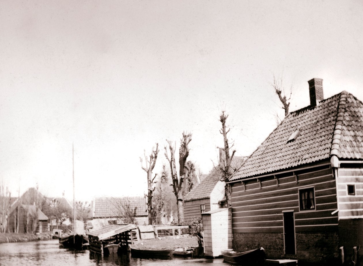 Canalside houses, Broek, Nederländerna, 1898 av James Batkin