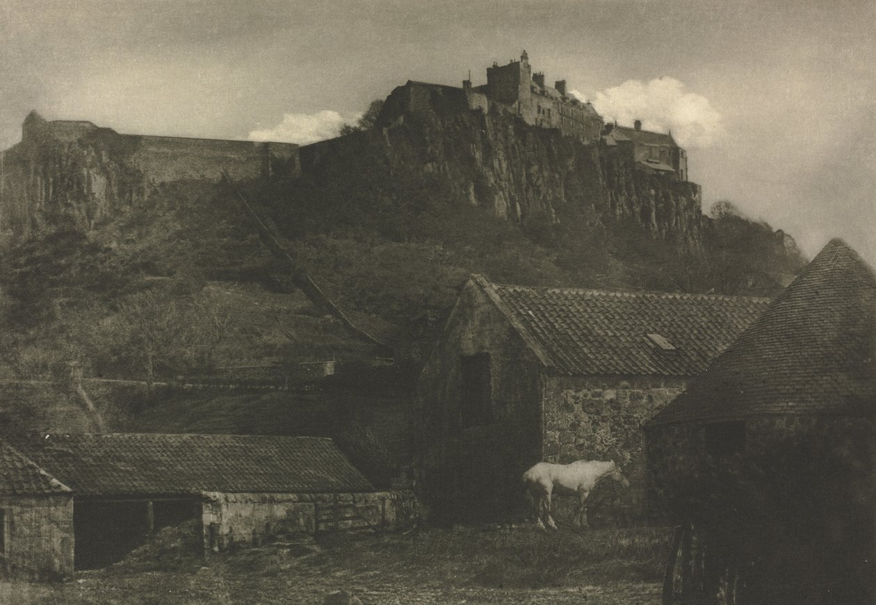 Kameraarbete: Stirling Castle, 1907. av James Craig Annan