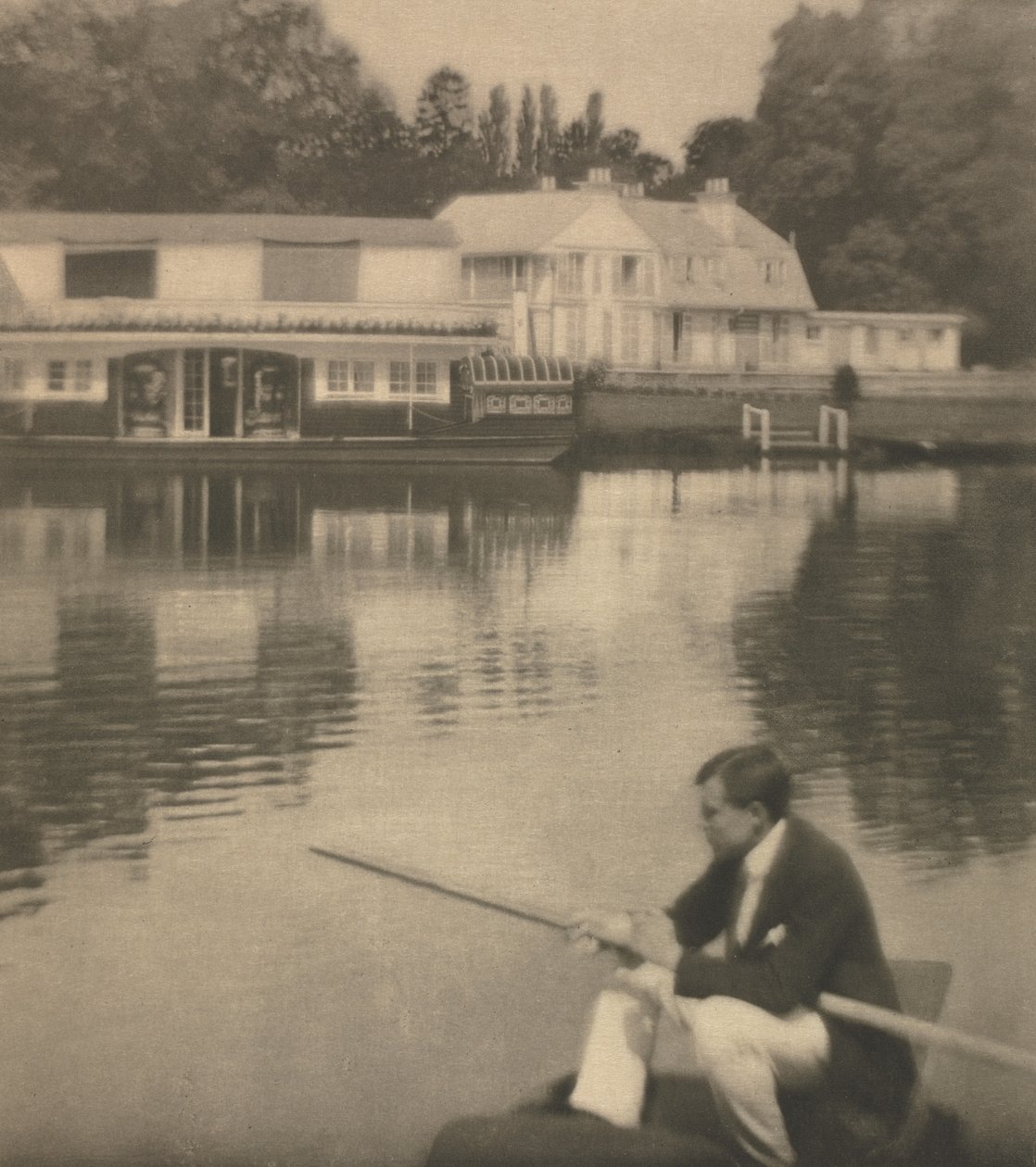 Kameraarbete: Vita huset, 1910. av James Craig Annan