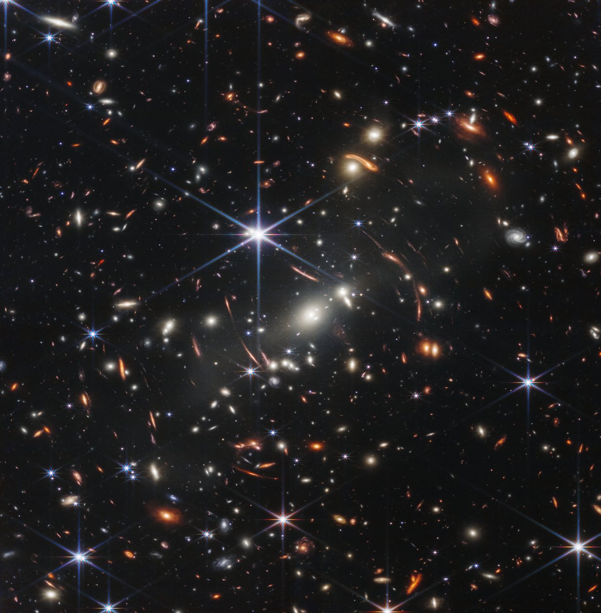 Lensing Galaxy Cluster (Webbs första djupfält) av James Webb Space Telescope (NASA)