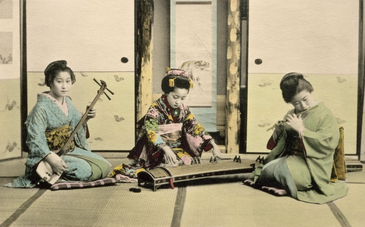 Japanska flickor som spelar flöjt, 