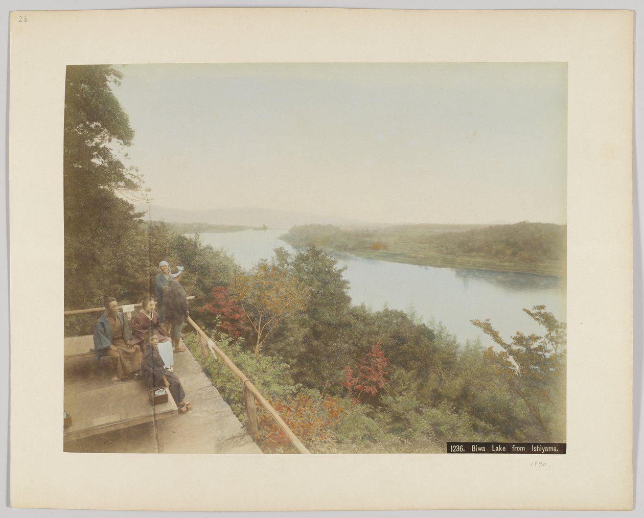 Biwa Lake från Ishiyama, Shiga Prefecture, Japan (handfärgat svartvitt foto) av Japanese Photographer