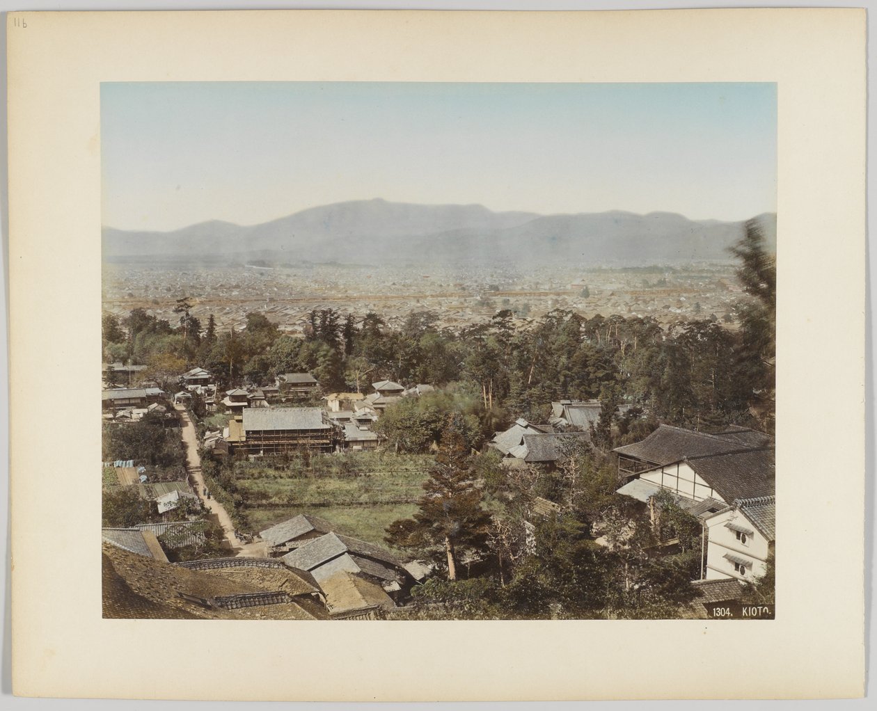 Kyoto, Japan (handfärgat svartvitt foto) av Japanese Photographer
