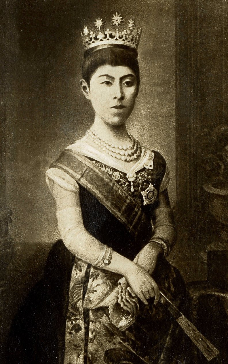 Porträtt av Haruko, imperator av Japan. Fotografi, början av 1900-talet. av Japanese Photographer