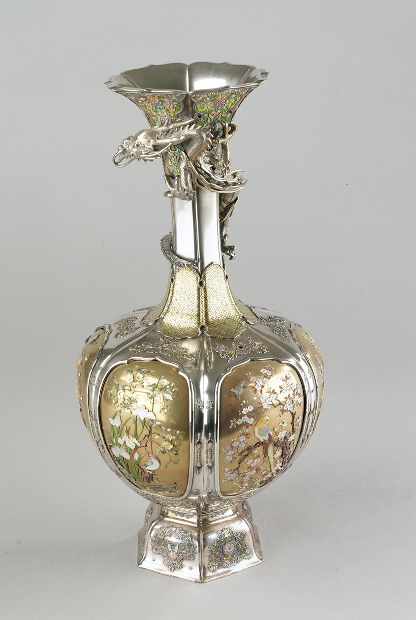 Shibayama vas i silver, förgylld och emalj, sent 1800-tal (metallarbete) av Japanese School