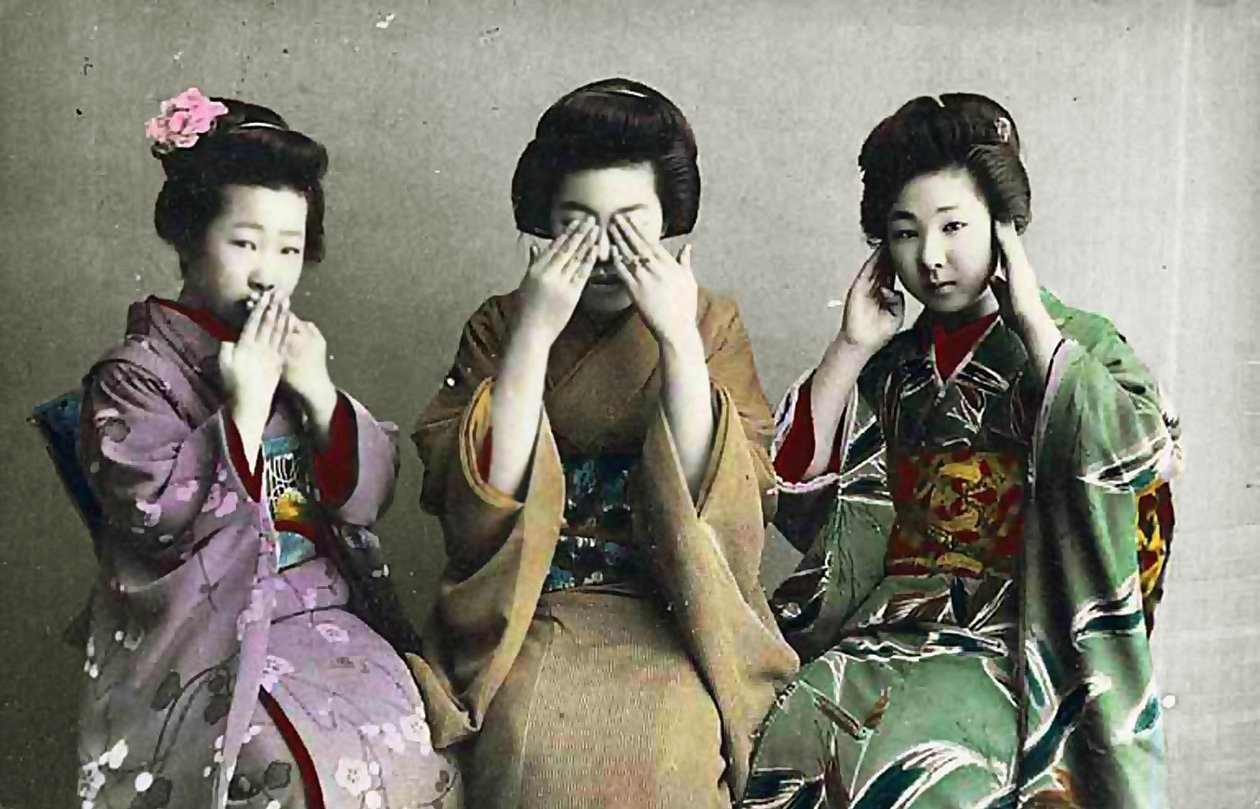 Speak no evil, See no evil, Hear no evil, c1880 (Hand-Coloured Albumen Photograph) av Japanese School