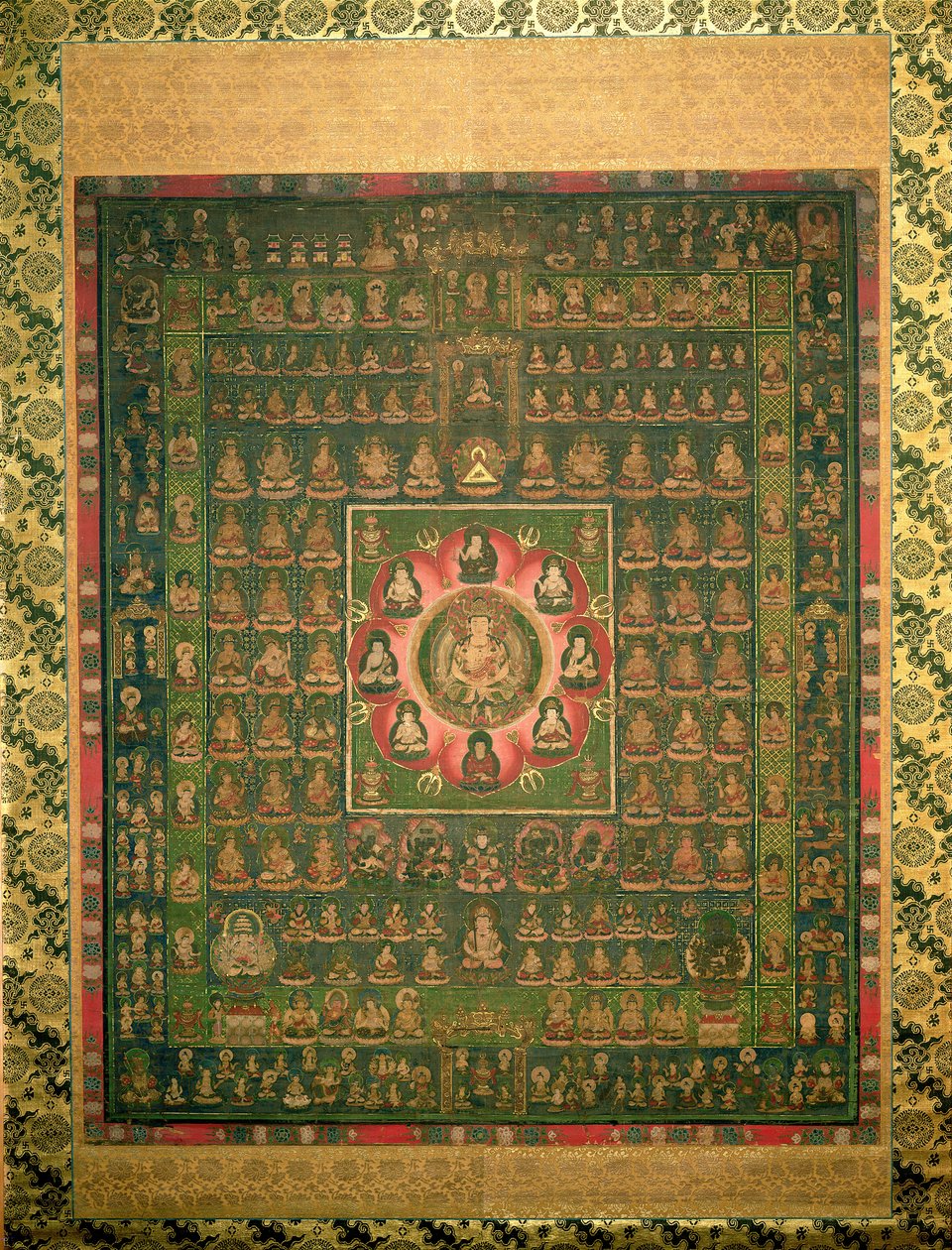Taizo-kai Mandara, Kamakara-period (ogenomskinlig wc, bläck och guld på siden) (se även 203662) av Japanese School