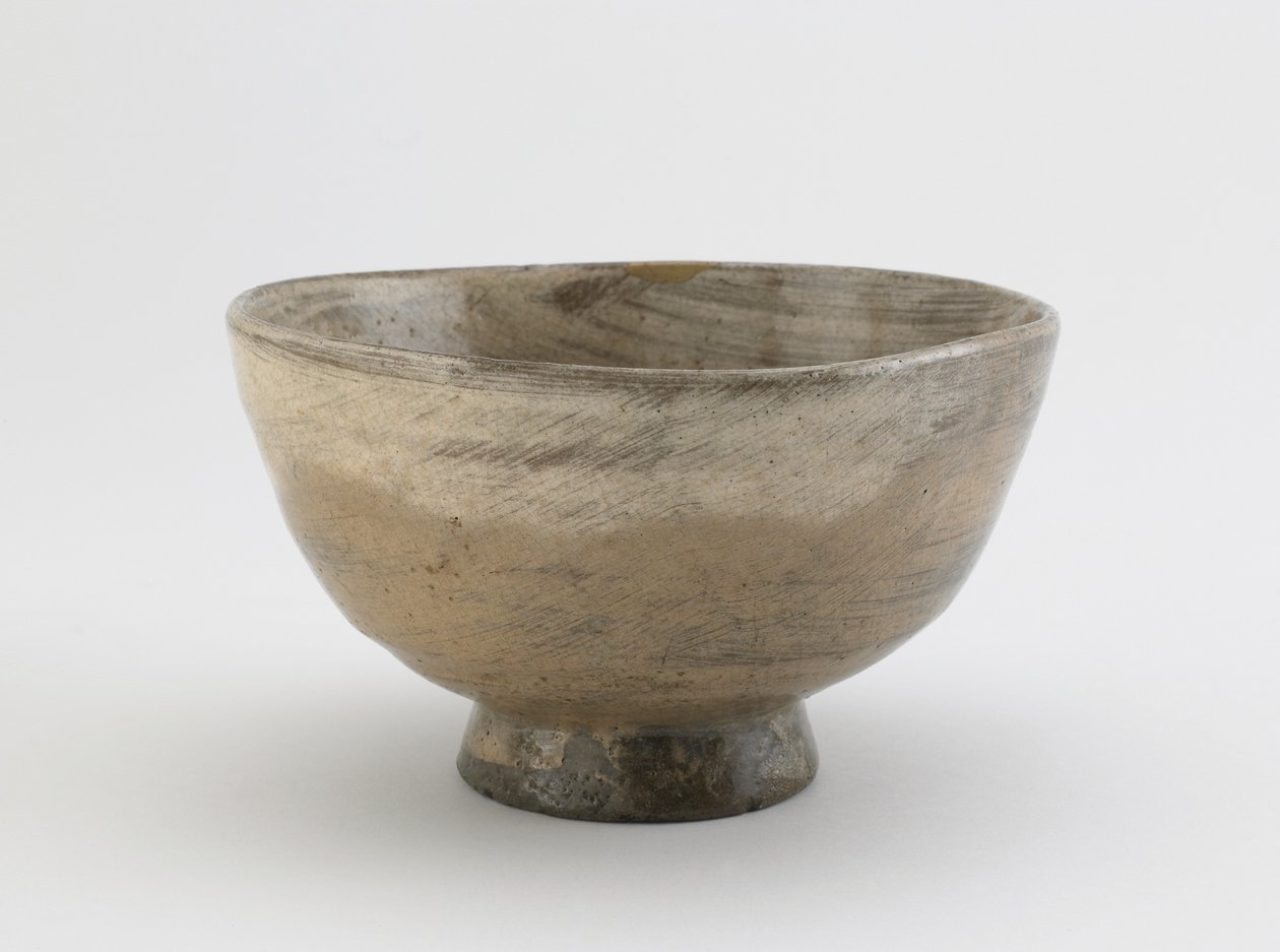 Teskål, Fukuoka prefektur, Edo-period (stengods med borstad slip under trä-aska glasyr) av Japanese School