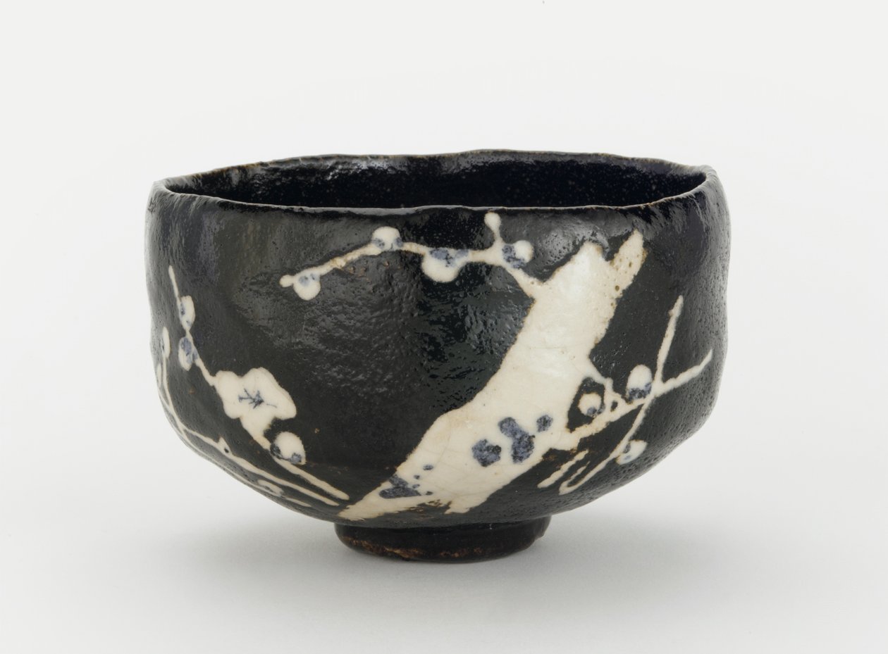 Teskål med design av blommande plommonträd, Kyoto, Kyoto-fu, Edo period (keramik) av Japanese School