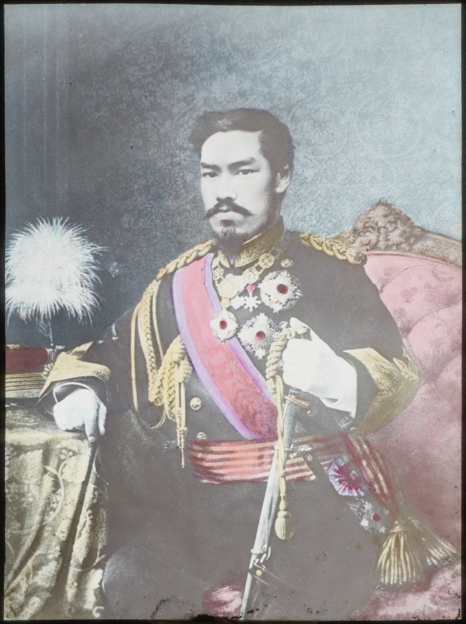 The Meiji Emperor, ca 1880 (handfärgad glasskiva) av Japanese School