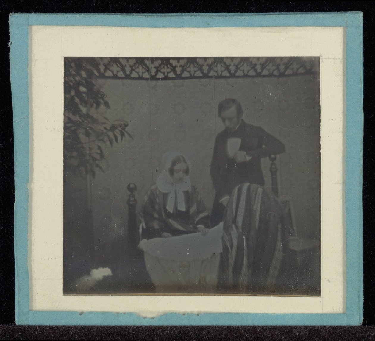 (Porträtt av M. und Mme. Eynard vid en vagga) av Jean Gabriel Eynard