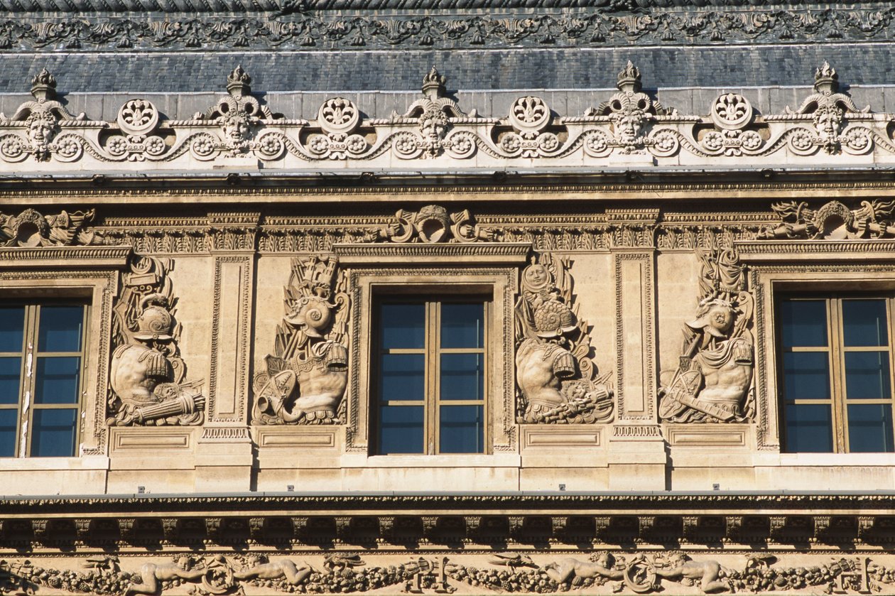 Cour Carree; Lescot vinge, detalj av Jean Goujon