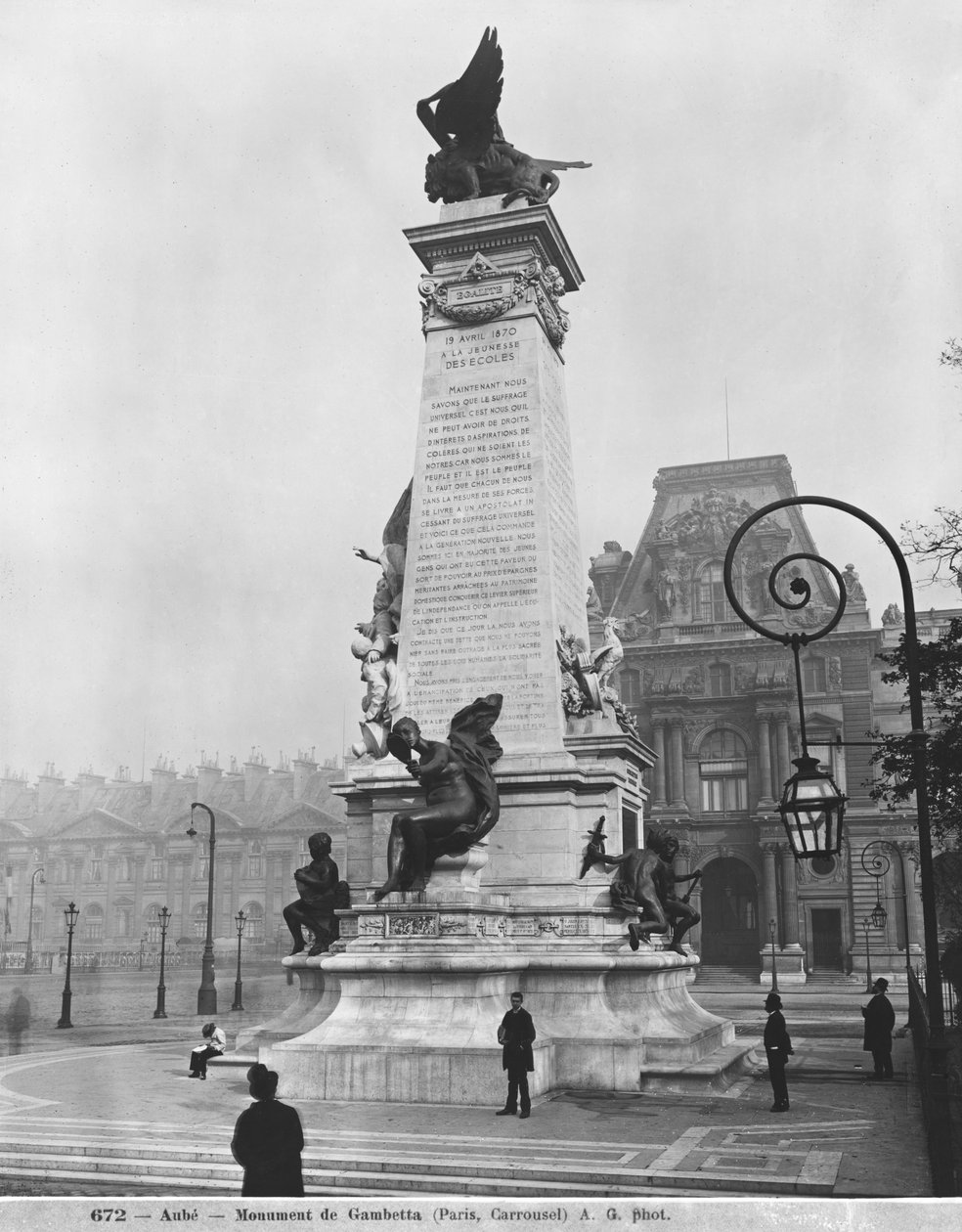Monument till Leon Gambetta, cour Napoleon, Louvren, 1888 (brons och sten) (se även 346102 till 346104, 346503) av Jean Paul Aube