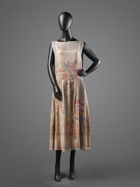 Aftonklänning, ca 1924 (omvänd applikation, sidenchiffong, guldlamé, pärlor och sidenband) av Jean (attr.to) Patou