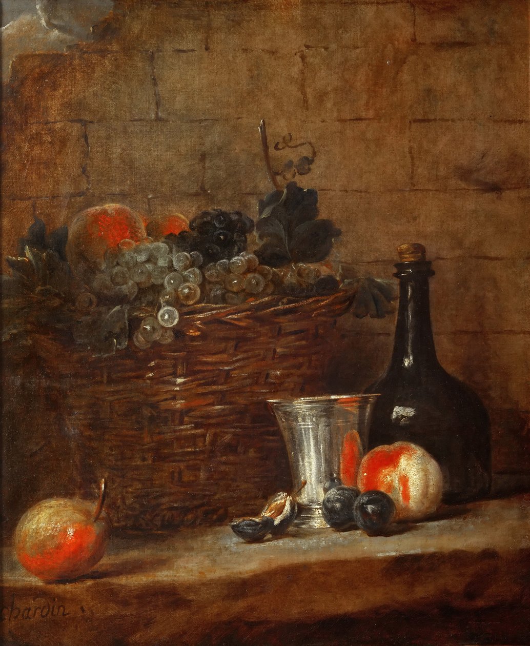 Fruktkorg med vindruvor, en silverbägare och en flaska, persikor, plommon och ett päron av Jean Baptiste Simeon Chardin