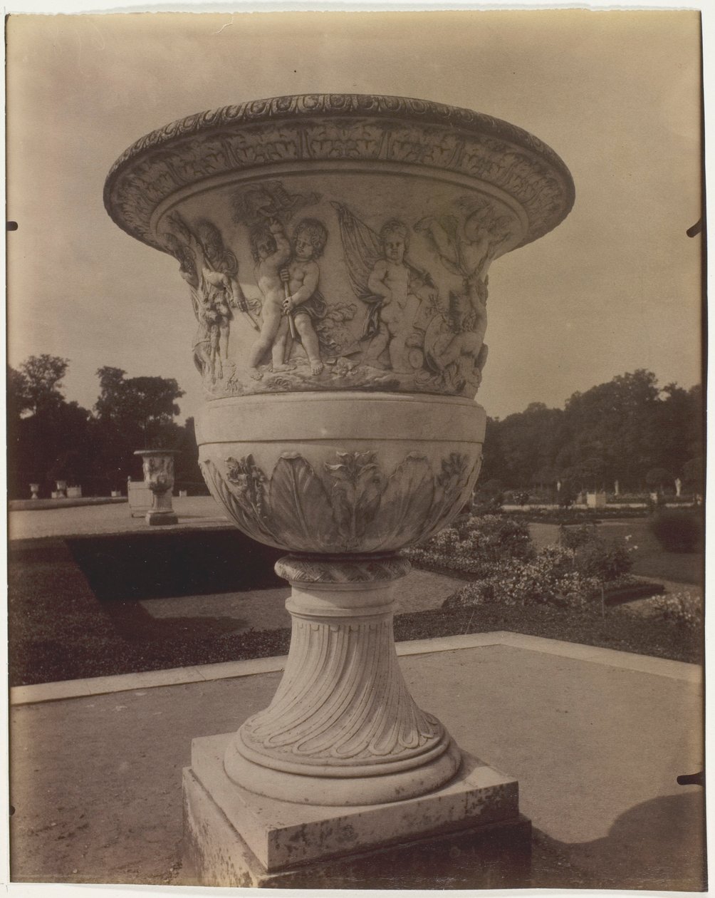 Versailles, vas av Jean Eugène Auguste Atget