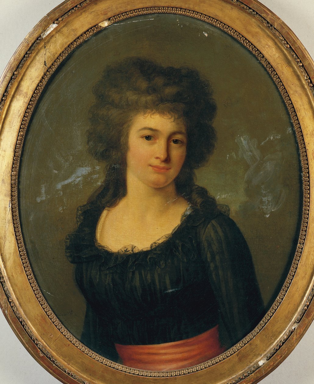 Porträtt av en gentlewoman i en svart klänning med rött skärp av Jean Louis Laneuville