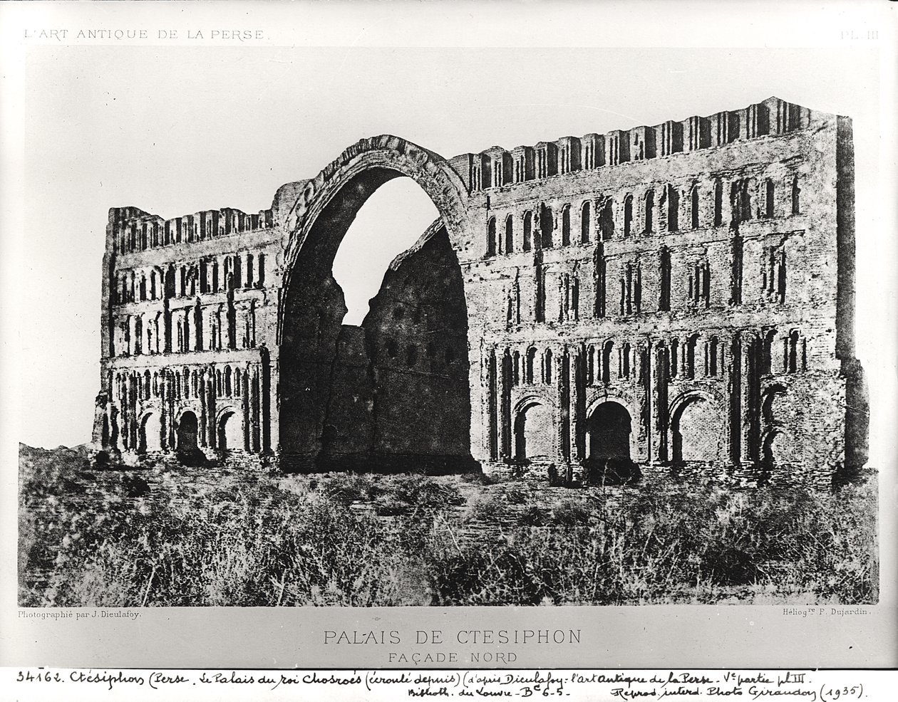 Palatset i Ctesiphon, ur "L