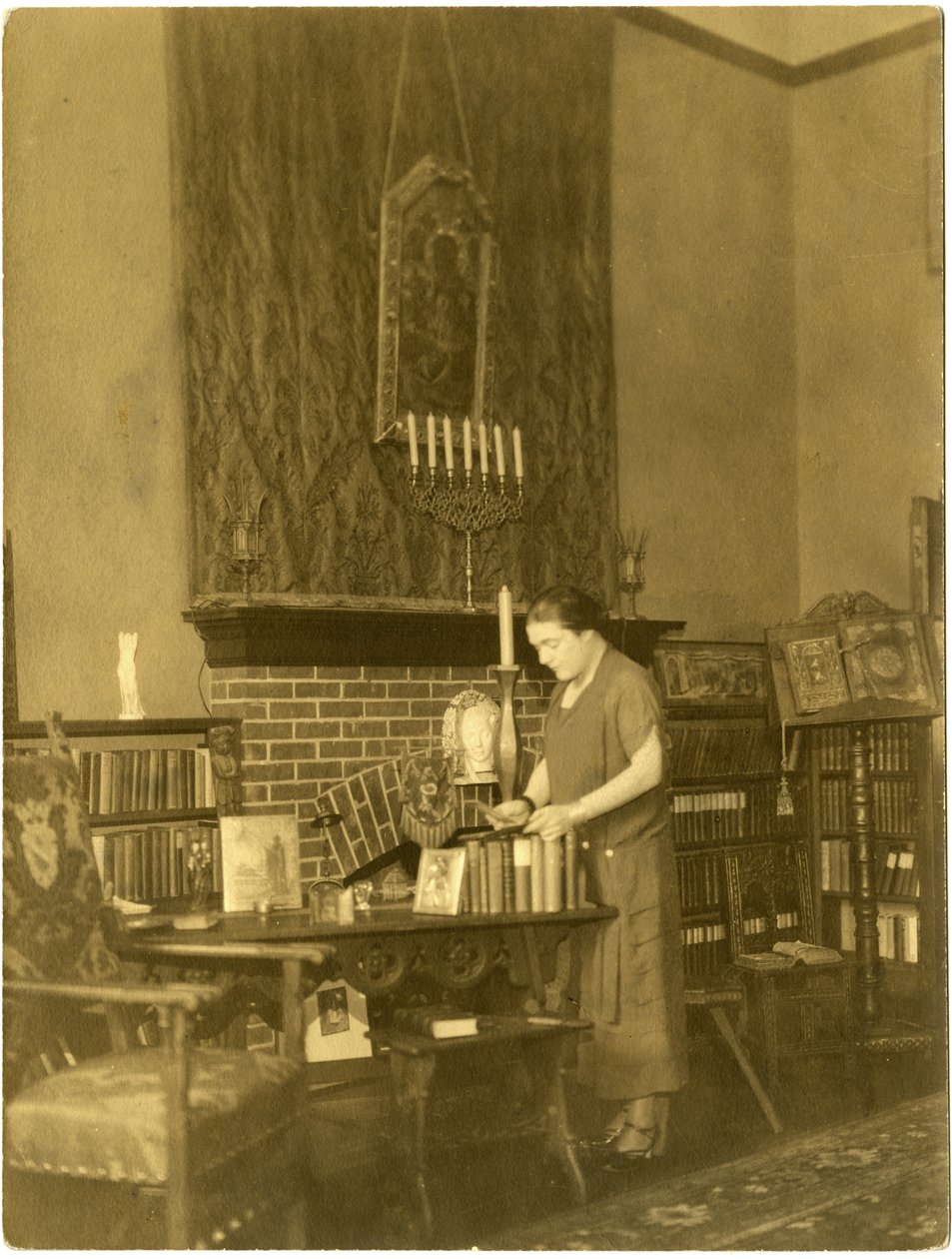 Fanny Hurst, ca 1909-28 (foto av gelatinsilver) av Jessie Tarbox Beals