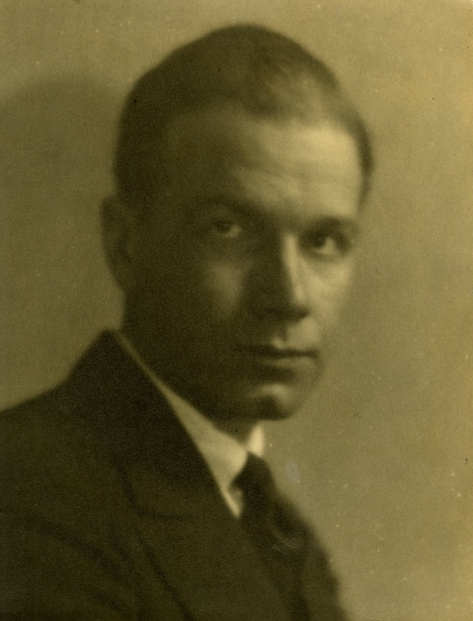 Kenneth Andrews ?, ca 1905-27 (foto av gelatinsilver) av Jessie Tarbox Beals