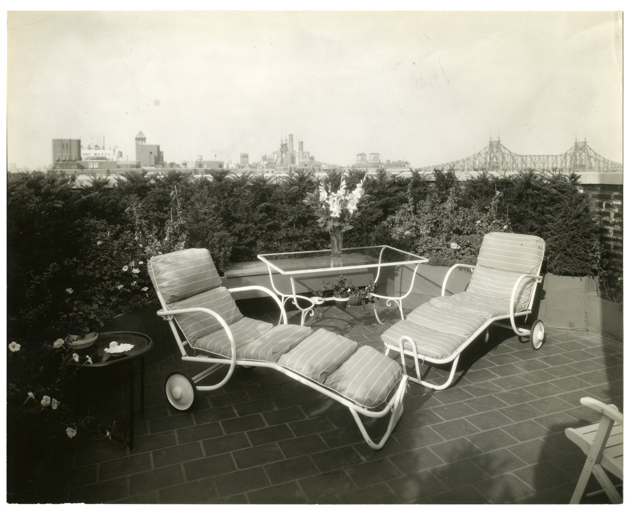 Mrs Alice Woodward Reinhardt, 400 E 52nd St, New York, USA, ca 1905-40 (foto av gelatinsilver) av Jessie Tarbox Beals