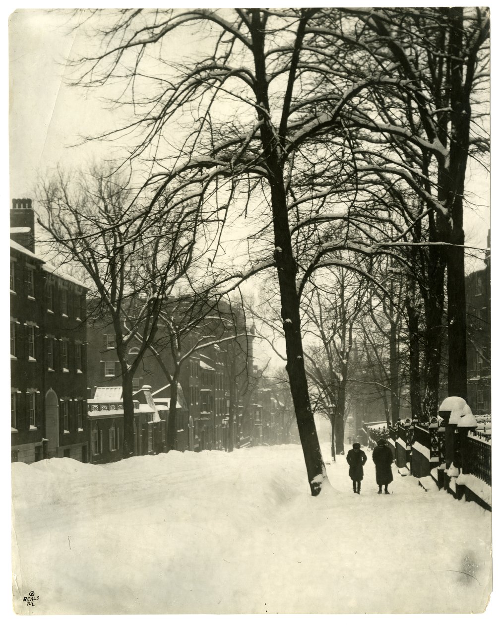 Mt Vernon Street, Boston, c.1902-10 (gelatinsilverfoto) av Jessie Tarbox Beals