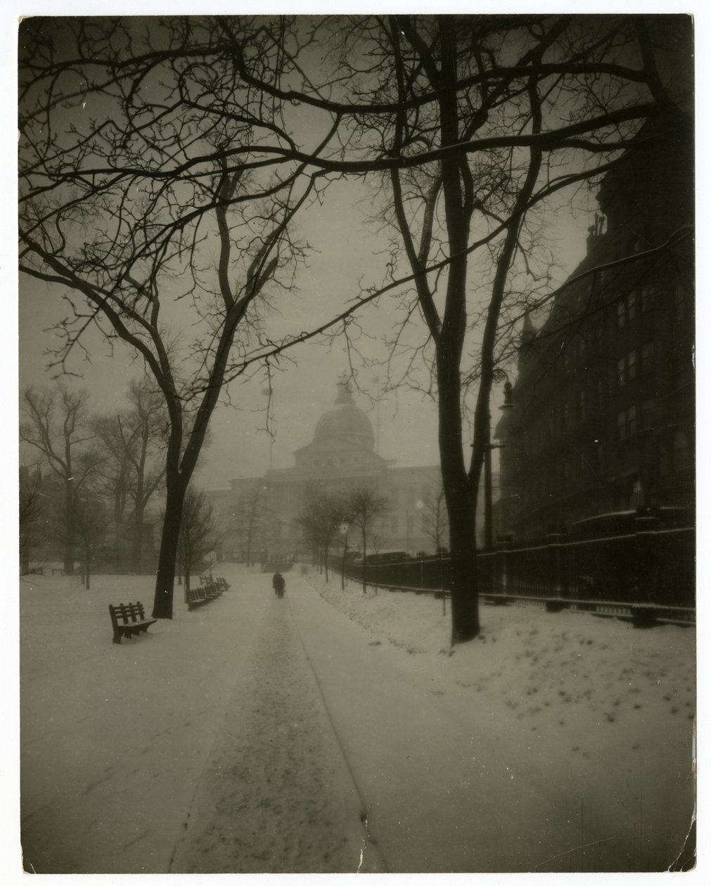 State House i Storm, Boston, USA, ca 1902-10 (foto av gelatinsilver) av Jessie Tarbox Beals