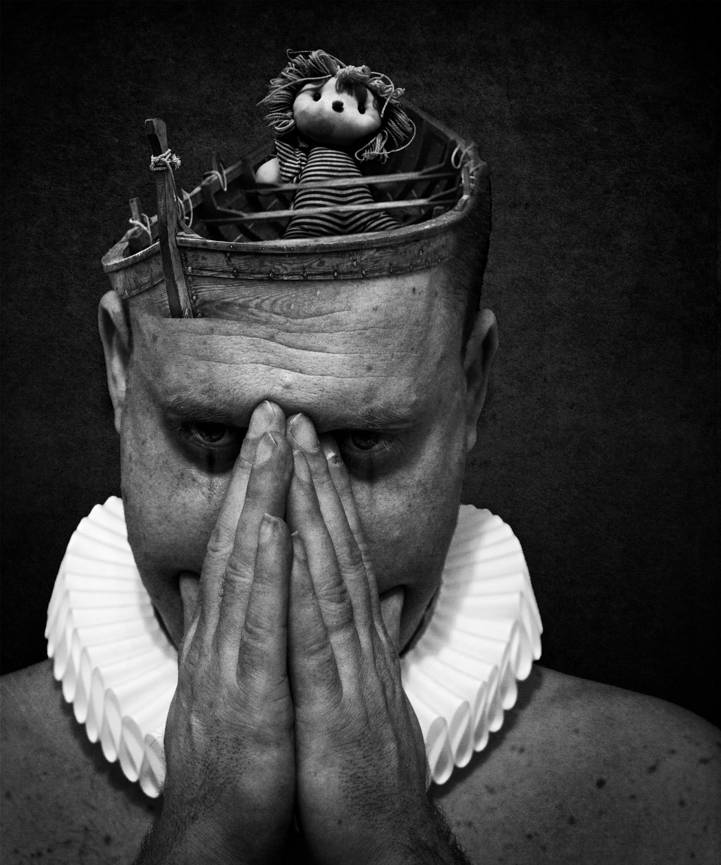 A clowns death (serie), 2014 (fotokonst digital konst) av Johan Lilja