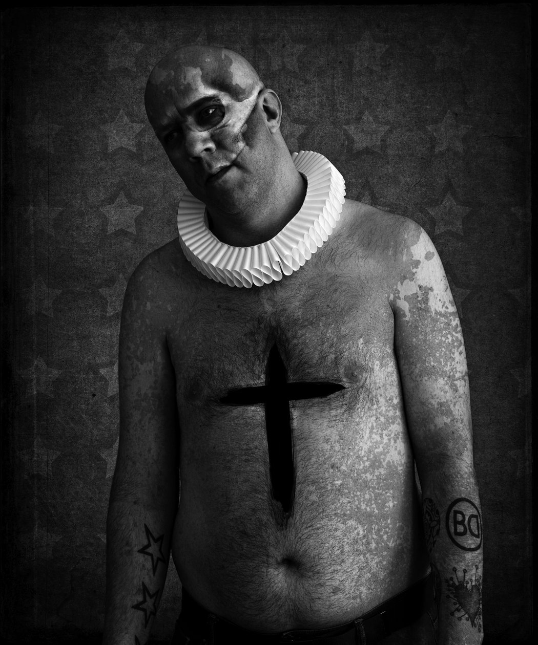 A clowns death (serie), 2016 (fotomanipulation) av Johan Lilja
