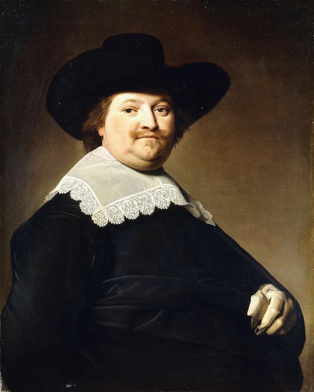 Porträtt av en gentleman, halvlångt, iklädd en svart kostym med en vit spetskrage och en svart hatt, av Johannes Cornelisz. Verspronck