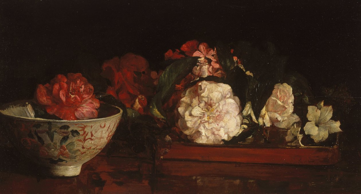 Blommor på ett japanskt fack på ett mahognybord av John La Farge or Lafarge