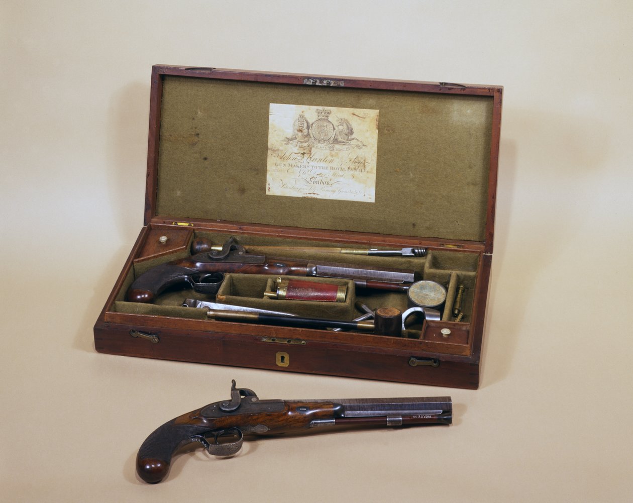 Ett par slagverkspistoler tillverkade av John Manton & Son, London, England av John Manton and Son