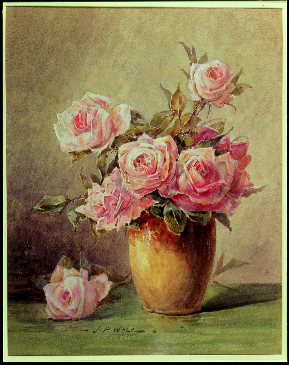 Rosa rosor i en gul vas av John Porter Wale