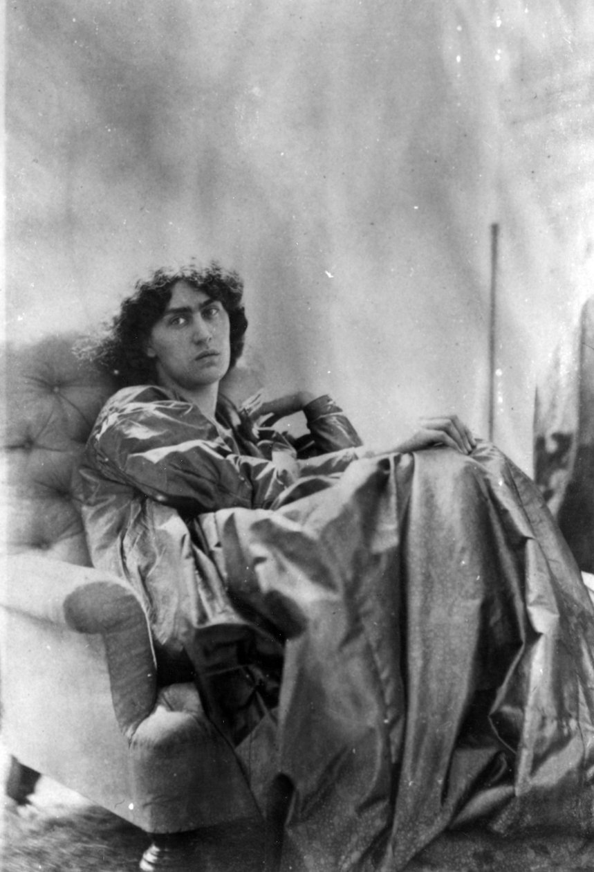 Jane Morris, poserad av Dante Gabriel Rossetti, 1865 (albumtryck) av John R. Parsons