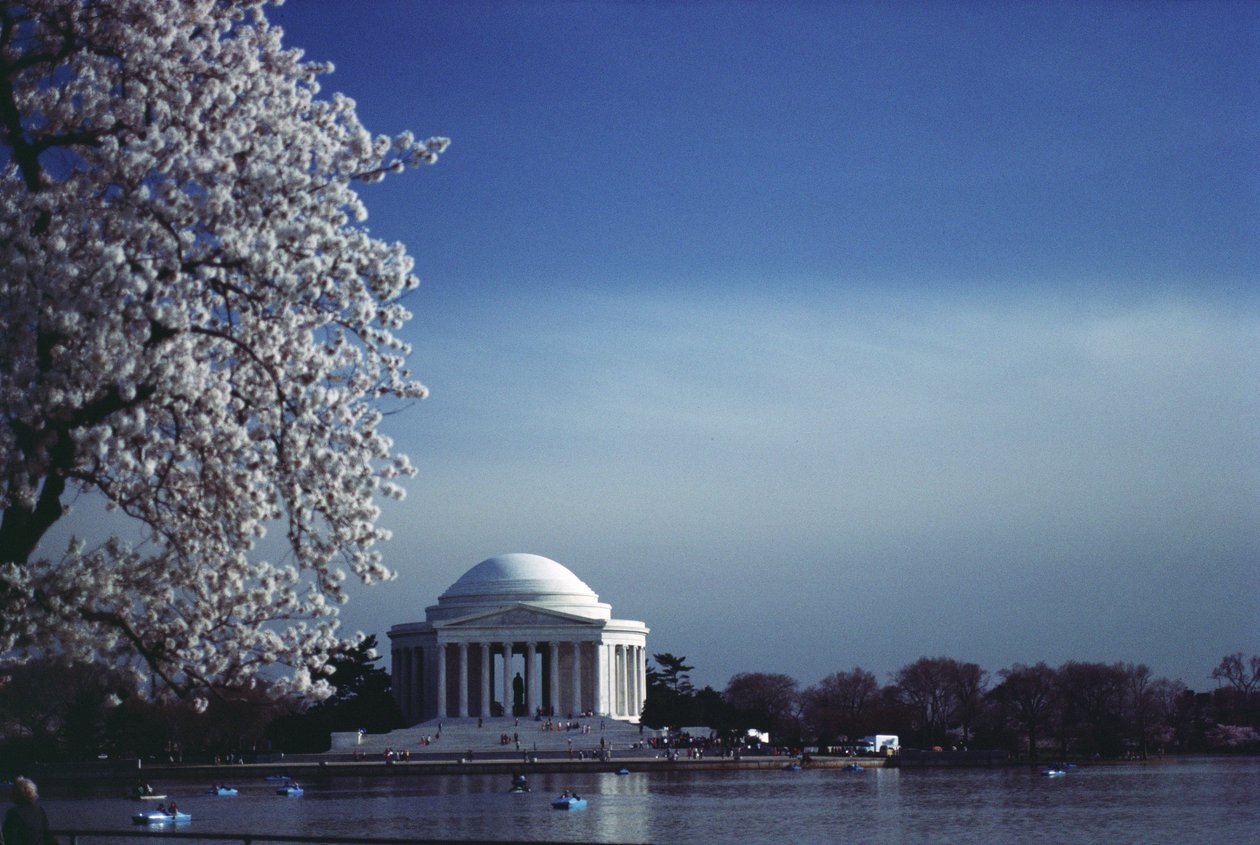 Jefferson Memorial, bygget 1938-43 swed av John Russell Pope