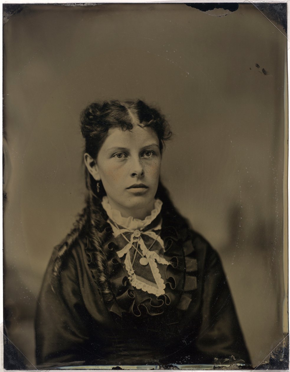 Porträtt av en kvinna,ca 1870 (foto) av John G. Ellinwood