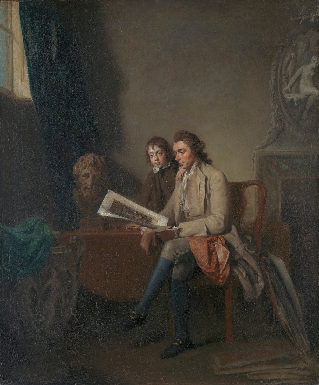 Porträtt av en man och en pojke som tittar på utskrifter av John Hamilton Mortimer