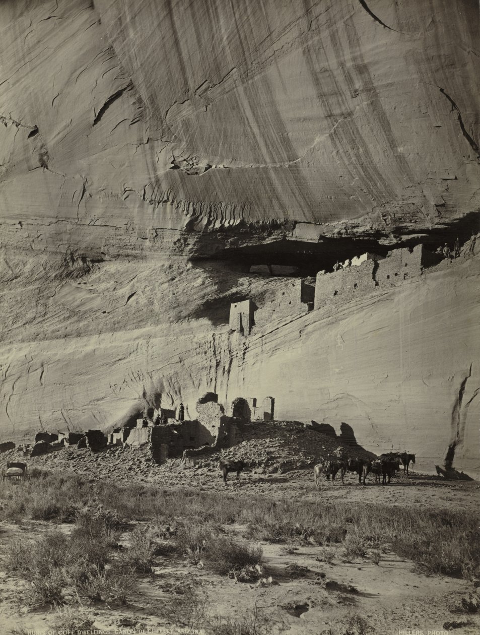 Ruiner av klippboningar, Cañon de Chelly, Arizona av John K. Hillers